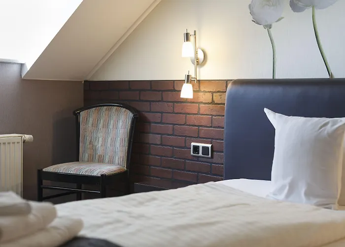 Dresdner Hof Ξενοδοχείο 3*